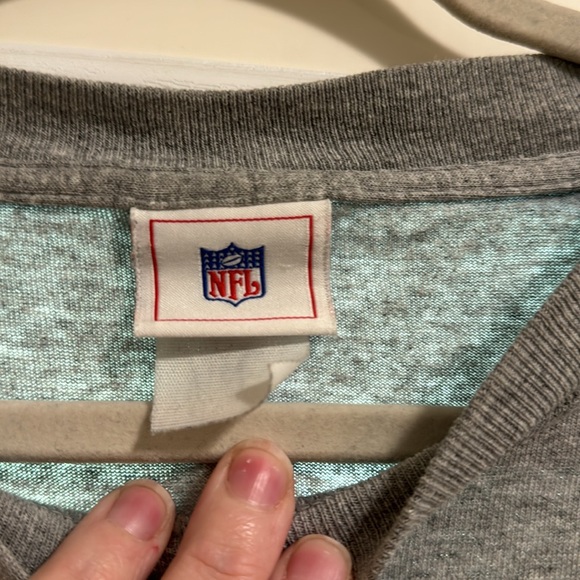 $5 when bundled - Seattle Seahawks 2005 NFC Conference Champions Tshirt - Picture 3 of 4